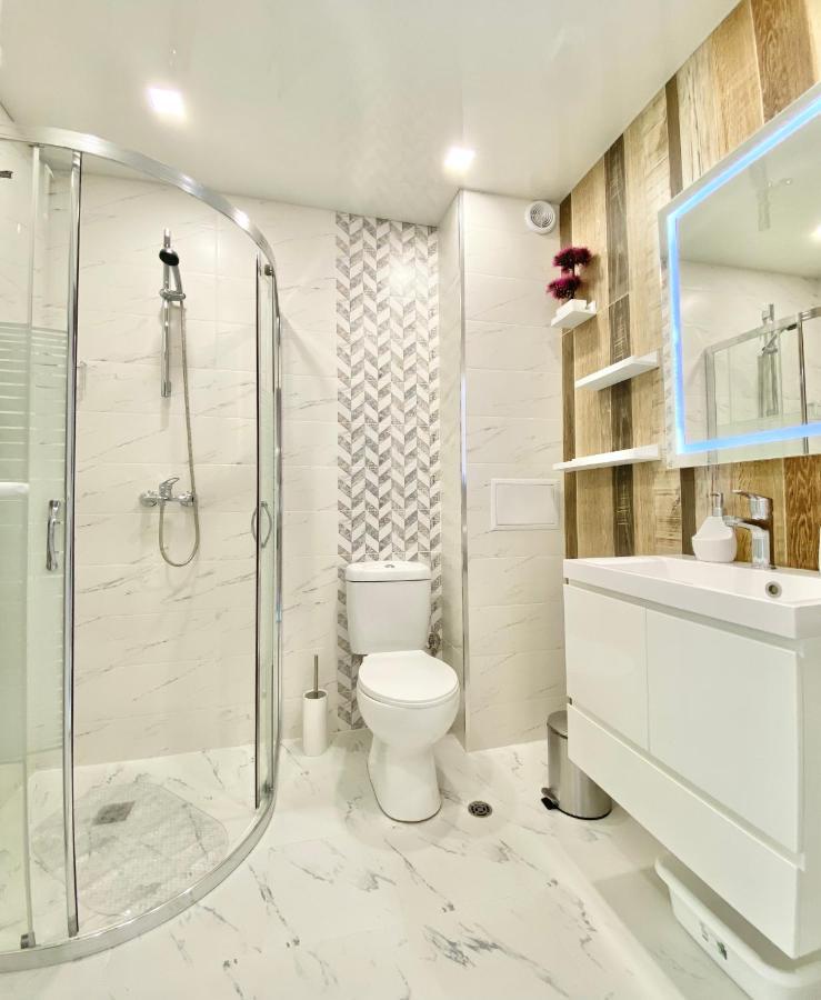 Colourful Apartment For 4 Guests And Free Parking Stara Zagora Bagian luar foto